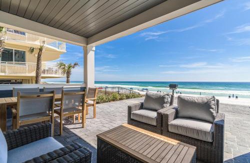 Crystal Beach House | Wait'n on Sundown