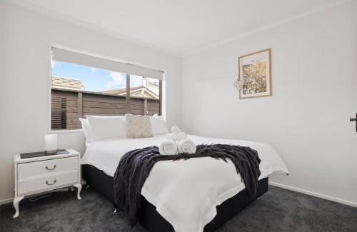 Omanu House | Waitui Wonder - A Comfortable Escape