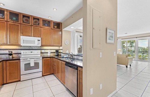 Whitney Beach House | Wake Up to Bay Views & Tennis–Cedars East Condo Near the Beach #814 by RVA