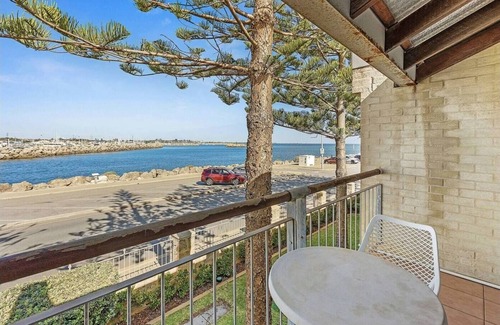 Fremantle Apartment | Wake up to sweeping harbour views in this modern, split-level apartment located between Fishing Boat Harbour and Challenger Harbour. Whether you're a couple, a family, or here on business, this peaceful retreat offers the best of coastal charm and ci