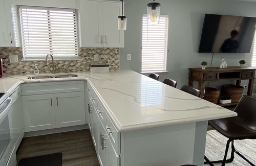 Ash Condo | Wake up to the sunrise over the Atlantic! Beautiful ocean views from balcony