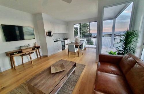 Shellharbour House | Wake up to the ocean at LegaSea