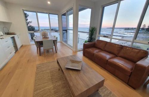 Shellharbour House | Wake up to the ocean at LegaSea