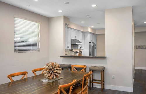 Crown Point House | Wake Up to the Waves- Private Beach Home