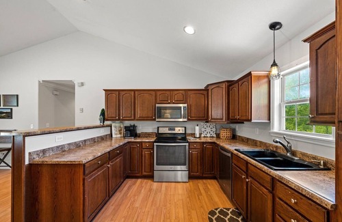 Speedwell House | Wakes and Wheels Lakefront home w/ATV Access