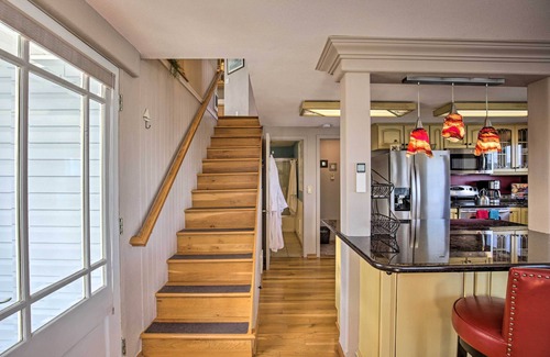 Waldport House | Waldport Beach House w/Loft, Grill & Ocean Views!