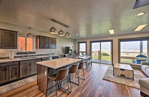 Waldport Cottage | Waldport Escape - Sanderling Sea Cottages, Unit 8