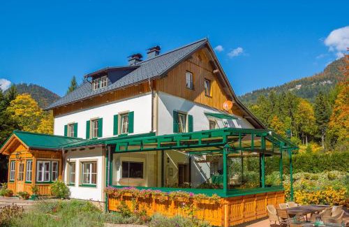 Bad Aussee Bed & Breakfast | Waldruhe - Bett, Frühstück & ein Lächeln