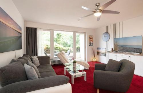 Kellenhusen Apartment | Waldstraße 2 FeWo Ostseebrise