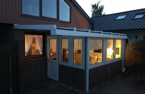 Travemuende Hotel | Waldweg 3