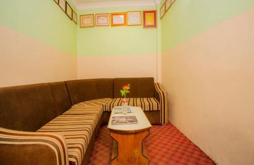 Kathmandu Hotel | Waling Fulbari Guest House