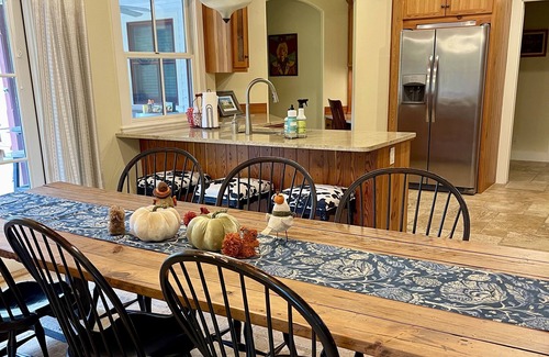 Fredericksburg House | Walk 2 blocks to Historic Downtown FBG. Heritage German Style 3 Bedroom Home.