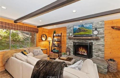 Lake Arrowhead House | Walk 2 Village, Relax on Deck, Cool w/AC!