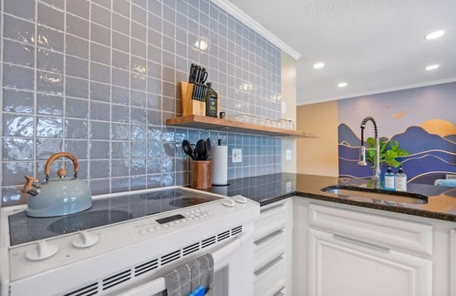 St. Augustine Condo | Walk Downtown, By Conch House, Free Parking, Games