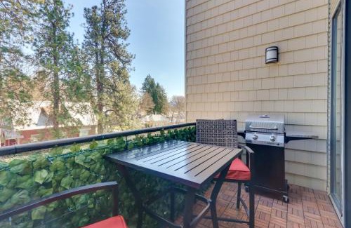 Coeur d'Alene Apartment | Walk Downtown Stunning Condo with Attached Garage