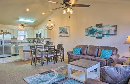 Branson West Condo | Walk-In Branson West Condo w/Balcony, Pool Access