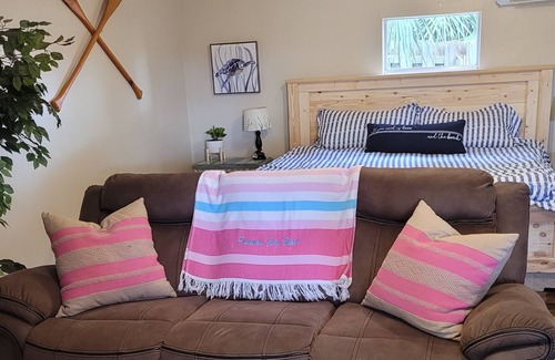 Panama City Cottage | Walk through History of the orginal settlers of GWALTNEY Cottage St. Andrews bay