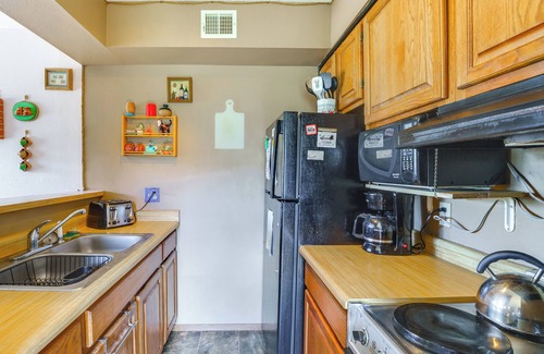 Angel Fire Condo | Walk to Angel Fire Resort: Getaway w/Balcony