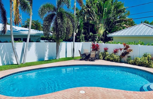 East Fort Lauderdale House | WALK TO BEACH PLUS 40 RESTAURANTS TO CHOOSE FROM