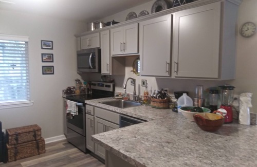 Hilton Head Island Condo | Walk to Beach