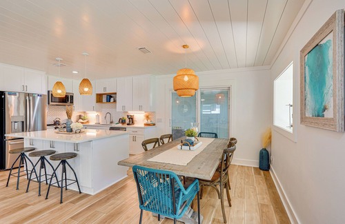 Riviera Beach House | Walk to Beach: Chic PCB Getaway w/Yard