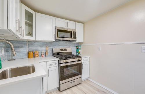 Ocean Grove Apartment | Walk to Beach and Dtwn Apt in Ocean Grove
