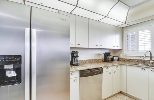 Clearwater Beach Apartment | Walk to Beach & Eats: Condo w/Pool in Clearwater!