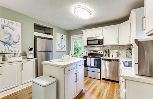 Mississippi City House | Walk to Beach, Gazebo w/Hot Tub: Gulfport Gem!
