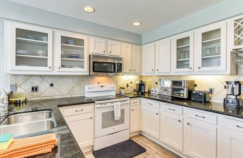 Hershey Beach House | Walk to Beach: Home w/2 Decks in Galveston!