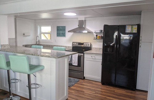 Myrtle Beach House | Walk to Beach or Water Park! 3Br/2ba in Holiday Inn Section of Ocean Lakes!