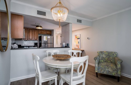Seabrook Island House | Walk to Beach/Pools & Golf! 2BR/2BA Villa! Amenity Cards Available!