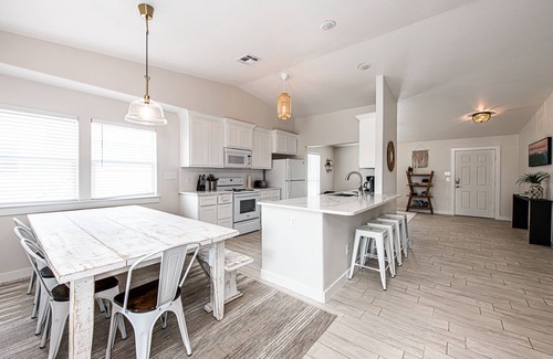 Port Aransas House | Walk to BEACH! Private Pool! Shared Heated pool! Golf Cart Accessible.