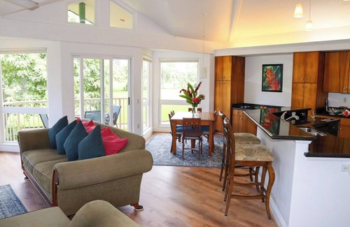 Princeville Villa | Walk to Beach & Sunset-Luxury Villa - Golf Course -2000sq ft - 3BR Pool&Jacuzzi