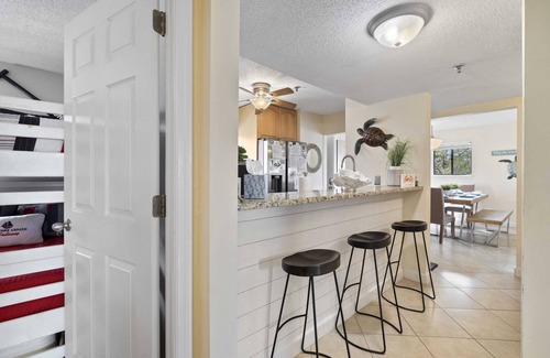 Palmetto Dunes Villa | Walk to Beach-Beautifully Decorated 3 Bedroom Villa in Beachside Resort!