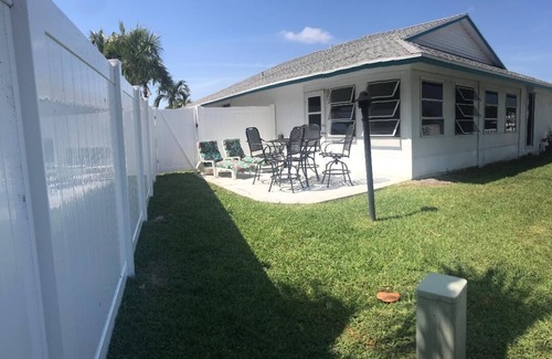 Hutchinson Island South House | Walk to beachfront restuarants and perfect beaches! Pets condsidered.