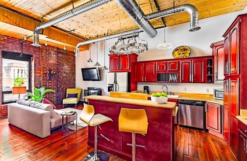 Downtown Nashville Condo | Walk to Broadway *Studio Loft*Printers Alley Lofts