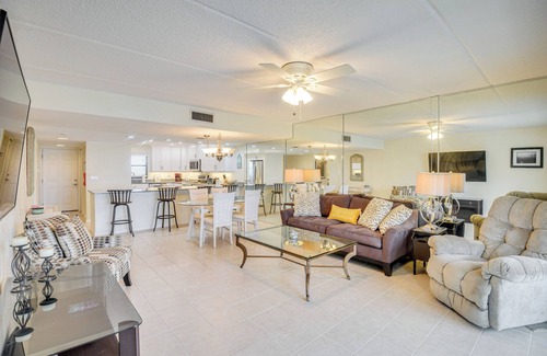 Ocean View Halifax Estates Condo | Walk to Coast: Condo in Daytona Beach Shores!