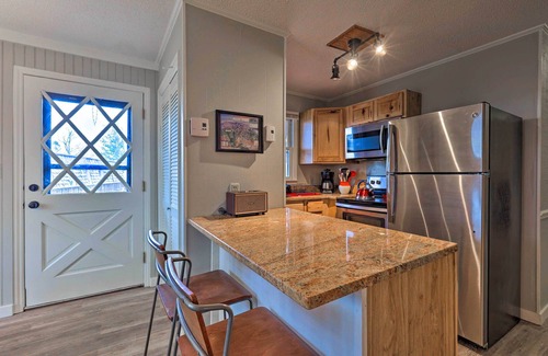 Beech Mountain Condo | Walk to Chair Lift: Beech Mountain Condo