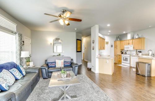 Needles House | Walk to Colorado River Needles Gem with Pool Access