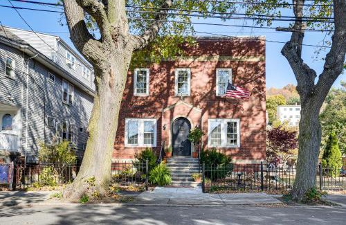 Harbor View - Orient Heights Apartment | Walk to Constitution Beach Mid-Century Boston Gem