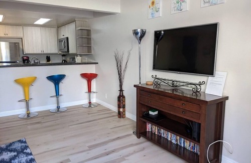 Hermosa Village Condo | Walk to Disney, hot tub, strollers! One Parking Spot