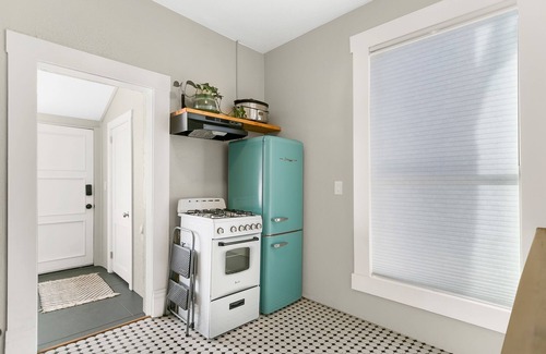 Iron Horse House | Walk to Downtown, 4th ave and more. Mins to EVERYTHING!