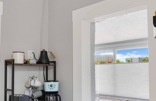 Iron Horse House | Walk to Downtown, 4th ave and more. Mins to EVERYTHING!