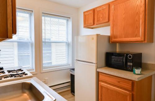 Ocean Grove Apartment | Walk to Downtown and Beach Ocean Grove Apartment!