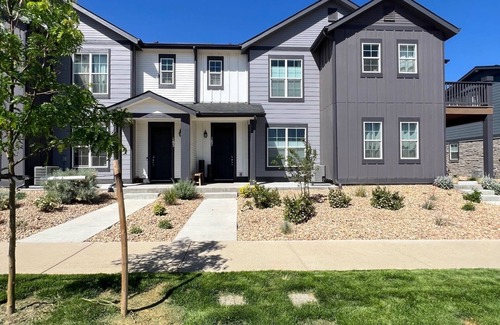 Erie House | Walk to downtown, community pool. 30 minutes to Denver, Boulder, Ft Collins.