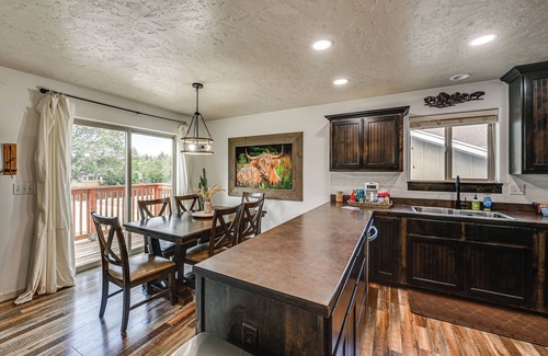 Cody House | Walk to Downtown: Family-Friendly Cody Home!