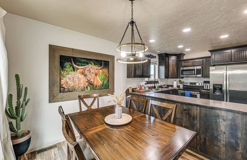 Cody House | Walk to Downtown: Family-Friendly Cody Home!