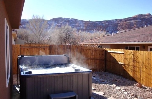 Moab Condo | Walk to Downtown! Private Hot Tub, Fireplace, Indoor Pool