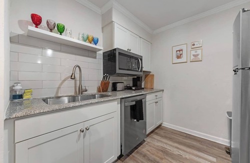 Downtown Atlanta Condo | Walk to Everything | Affordable Condo in Downtown