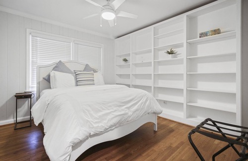 North Buckhead House | Walk to Everything! Beautiful Buckhead Home- You will Love!
